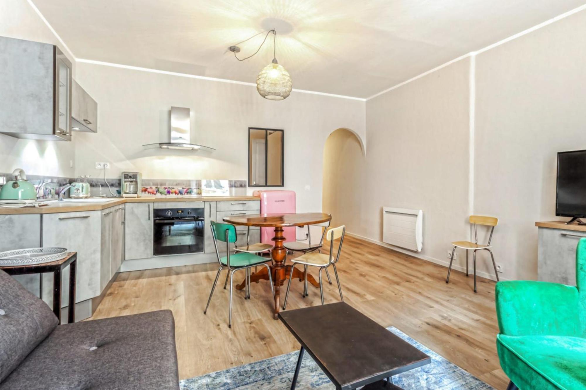 Appartement Sainte Claire Vintage - Welkeys Annecy Eksteriør bilde