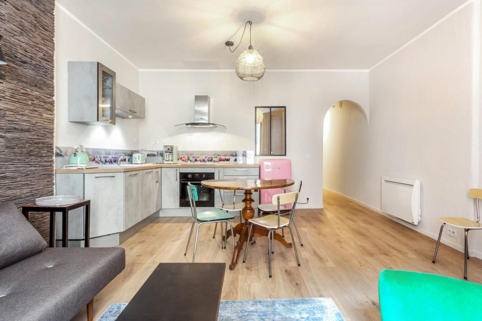 Appartement Sainte Claire Vintage - Welkeys Annecy Eksteriør bilde
