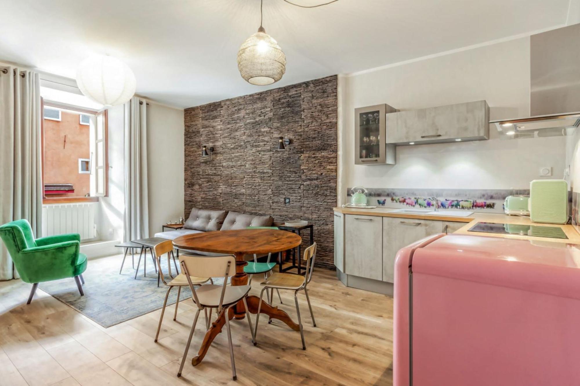 Appartement Sainte Claire Vintage - Welkeys Annecy Eksteriør bilde