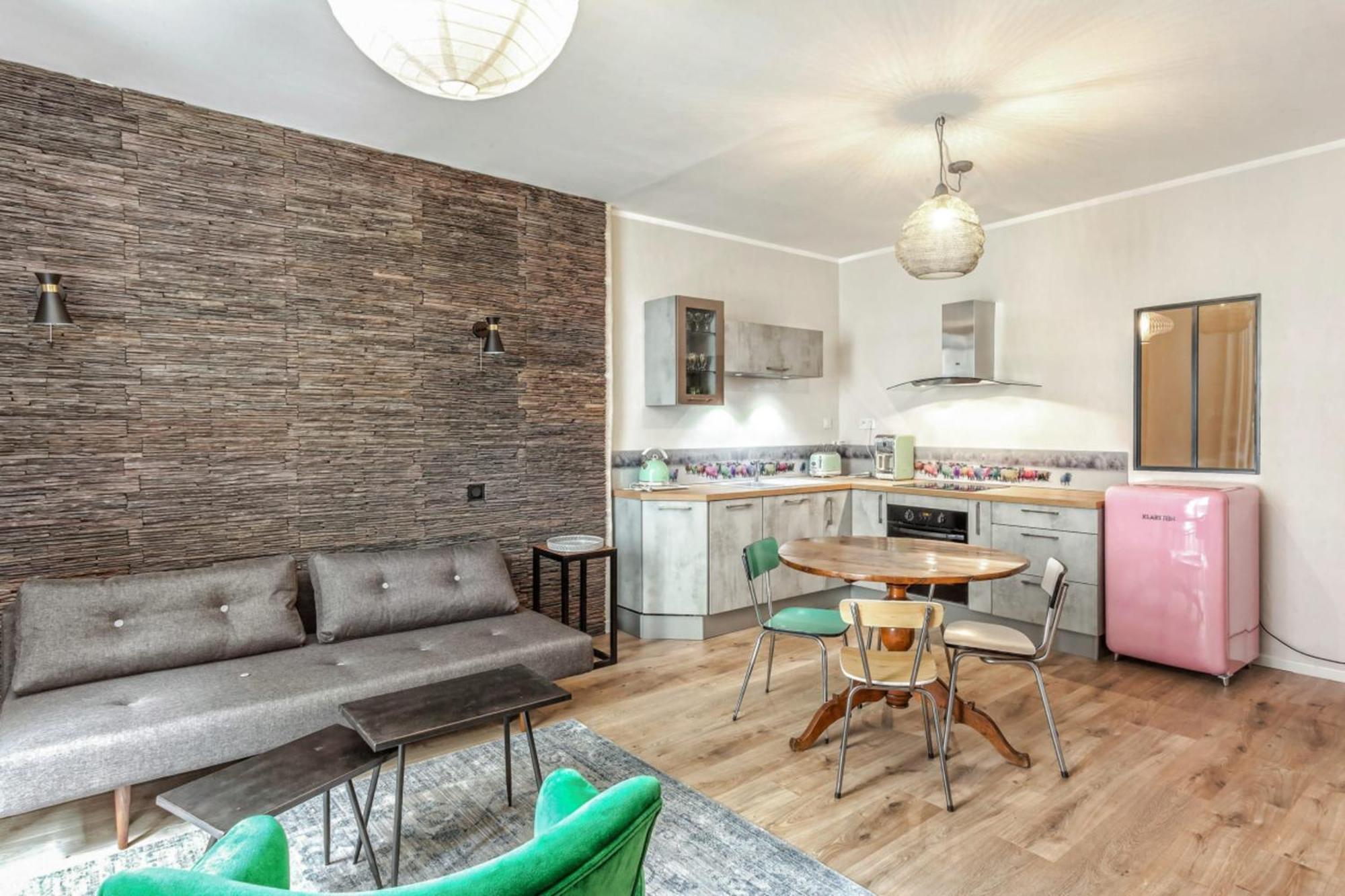 Appartement Sainte Claire Vintage - Welkeys Annecy Eksteriør bilde